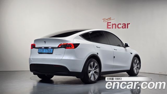 Tesla Model Y Long Range AWD 2022 — фото 2