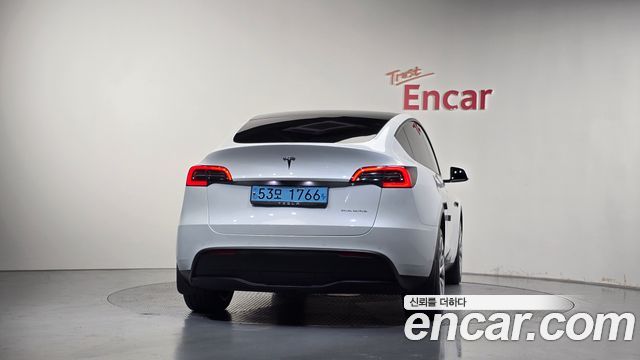 Tesla Model Y Long Range AWD 2022 — фото 4