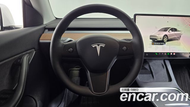 Tesla Model Y Long Range AWD 2022 — фото 18