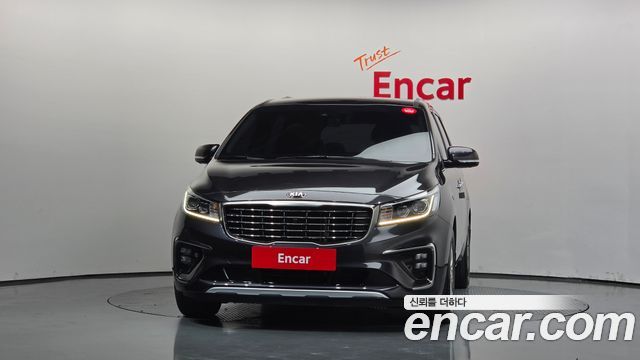 Kia Carnival 9-Seater Noblesse Special 2020 — фото 3