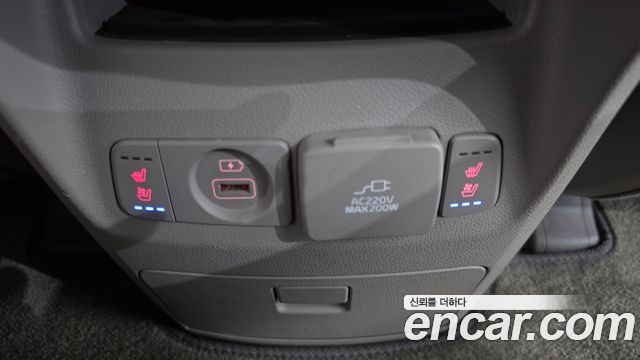 Kia Carnival 9-Seater Noblesse Special 2020 — фото 15