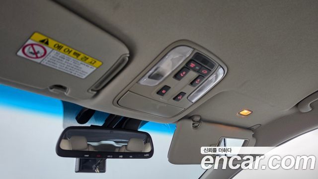 Kia Carnival 9-Seater Noblesse Special 2020 — фото 18