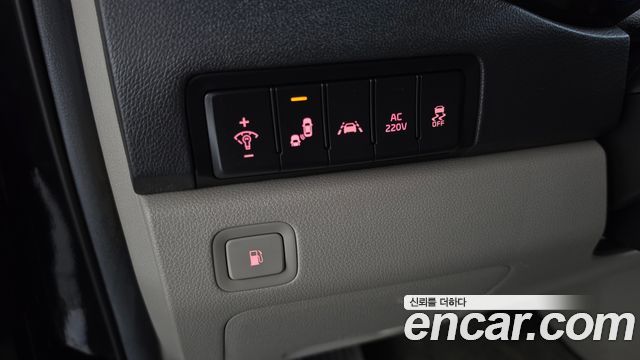 Kia Carnival 9-Seater Noblesse Special 2020 — фото 19