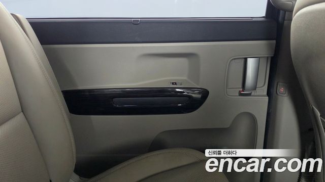 Kia Carnival 9-Seater Noblesse Special 2020 — фото 25