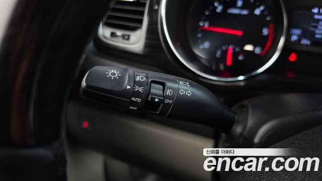 Kia Carnival 9-Seater Noblesse Special 2020 — фото 29