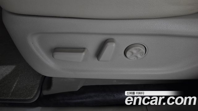 Kia Carnival 9-Seater Noblesse Special 2020 — фото 33