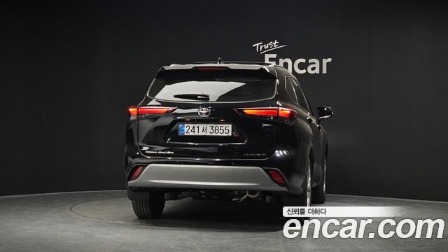 Toyota Highlander (IV) 2.5 4WD Platimum 2026 — фото 4