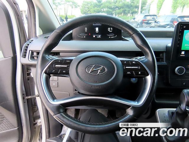 Hyundai Staria Cargo 3-Seater Modern 2022 — фото 15