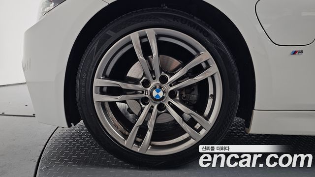 BMW 3 Series (F30) 330e iPerformance M Sport 2018 — фото 5
