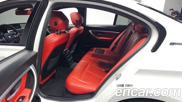 BMW 3 Series (F30) 330e iPerformance M Sport 2018 — фото 12