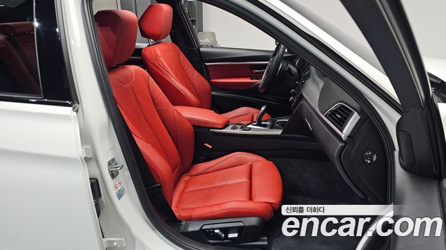 BMW 3 Series (F30) 330e iPerformance M Sport 2018 — фото 26