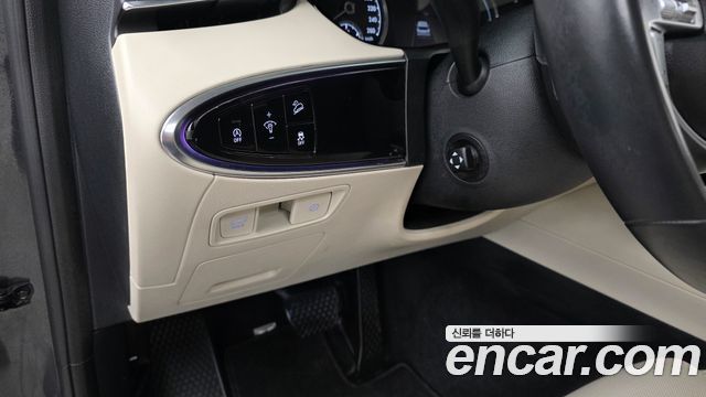 Genesis GV70 2.2 Diesel 2WD 2022 — фото 18