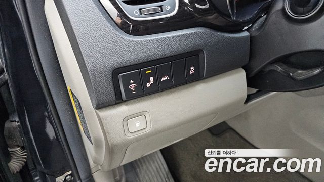 Kia Carnival 9-Seater Noblesse 2019 — фото 27