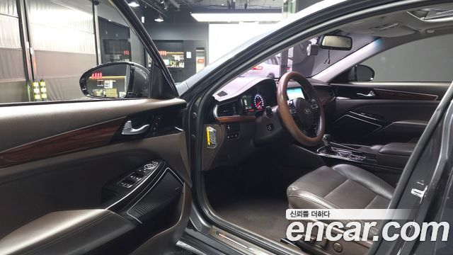 Kia K7 2.4 GDI Limited 2017 — фото 10
