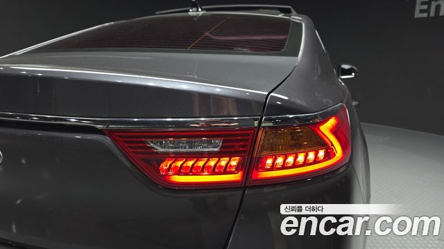 Kia K7 2.4 GDI Limited 2017 — фото 23
