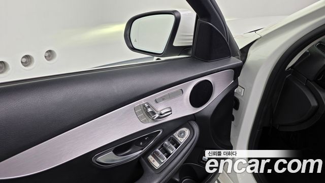 Mercedes-Benz C-Class (W205) C200 Avantgarde 2020 — фото 40