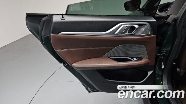 BMW 4 Series (G22) 420i First Edition GranCoupe 2022 — фото 25