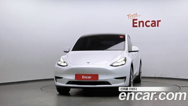 Tesla Model Y RWD 2024 — фото 3