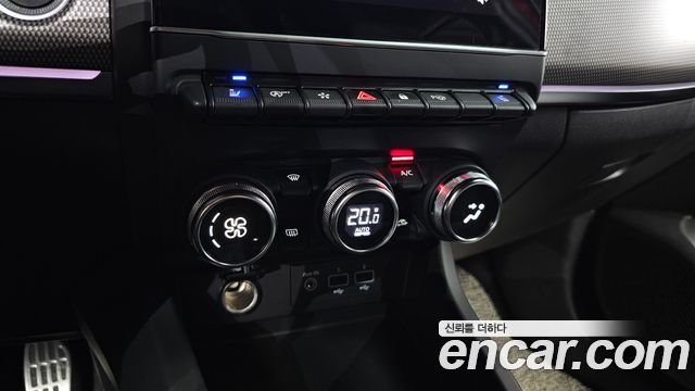 Renault Korea XM3 1.3 TCe RE Inspire 2023 — фото 18