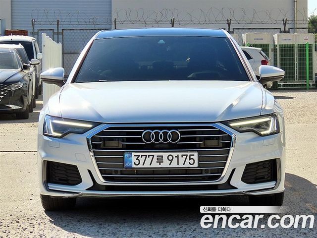 Audi A6 (C8) 45 TFSI Premium 2022 — фото 1