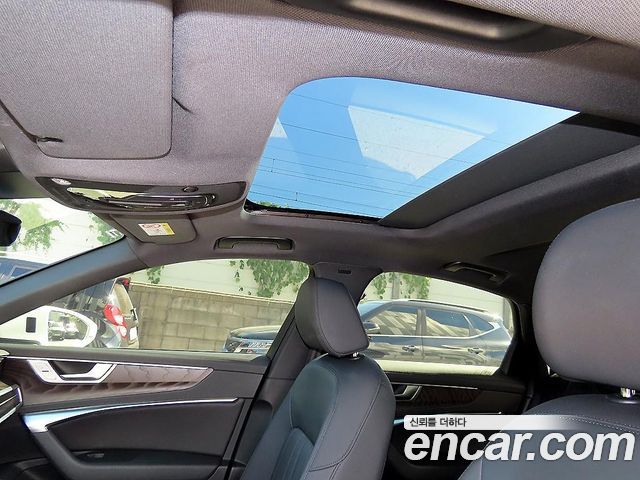 Audi A6 (C8) 45 TFSI Premium 2022 — фото 21