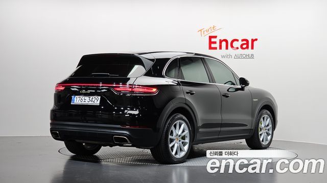 Porsche Cayenne (PO536) 3.0 E-Hybrid 2022 — фото 2