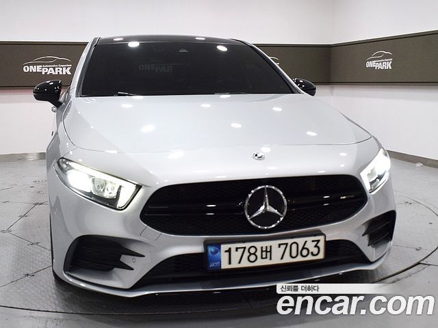 Mercedes-Benz A-Class (W177) AMG A35 4MATIC Sedan 2022 — фото 2