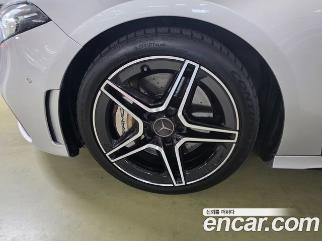 Mercedes-Benz A-Class (W177) AMG A35 4MATIC Sedan 2022 — фото 23