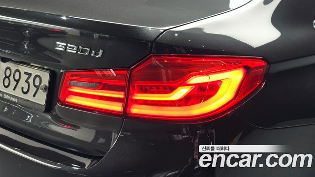 BMW 5 Series (G30) 520d M Sport Package Plus 2020 — фото 23