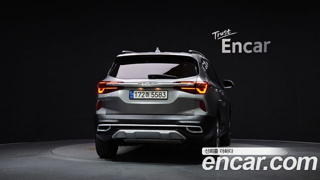 Kia Seltos Gasoline 1.6 Turbo 4WD Signature 2023 — фото 4