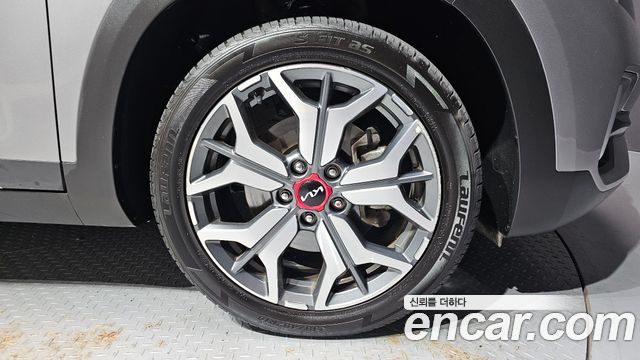 Kia Seltos Gasoline 1.6 Turbo 4WD Signature 2023 — фото 21