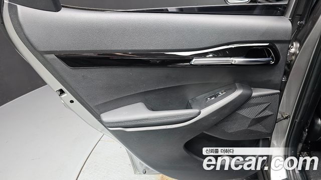 Kia Seltos Gasoline 1.6 Turbo 4WD Signature 2023 — фото 25