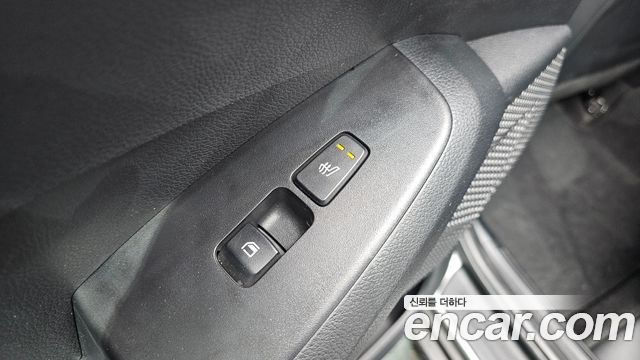 Kia Seltos Gasoline 1.6 Turbo 4WD Signature 2023 — фото 29