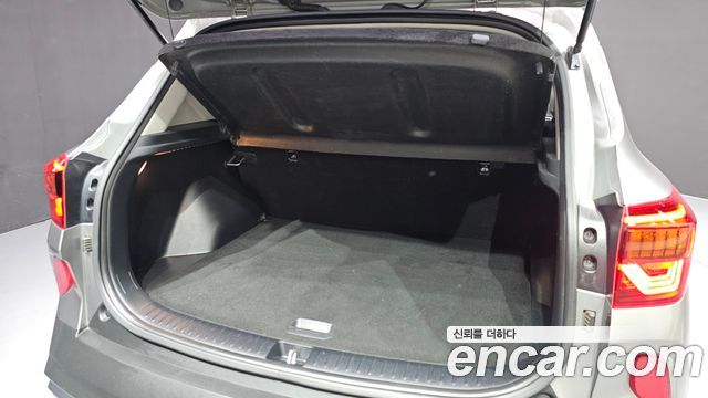 Kia Seltos Gasoline 1.6 Turbo 4WD Signature 2023 — фото 32