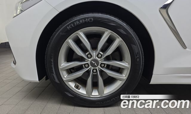 Genesis G70 2.2D Advanced 2019 — фото 5