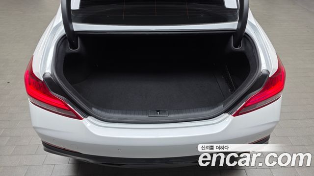 Genesis G70 2.2D Advanced 2019 — фото 16