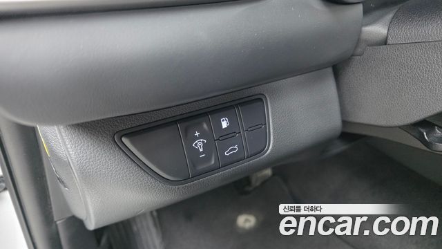 Genesis G70 2.2D Advanced 2019 — фото 18