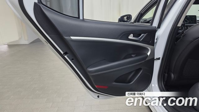 Genesis G70 2.2D Advanced 2019 — фото 25