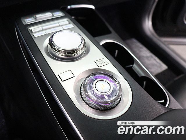 Genesis GV70 2.5T Gasoline AWD 2022 — фото 15