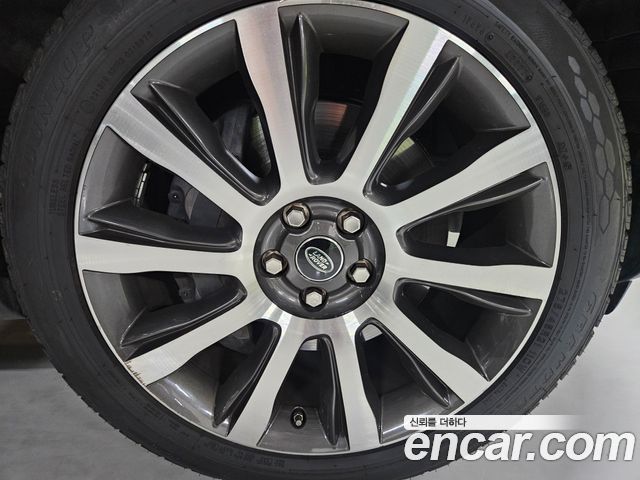 Land Rover Range Rover (IV) 5.0 SC AB LWB 2014 — фото 18
