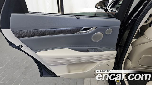 Genesis G80 (RG3) Gasoline 2.5 Turbo AWD 2026 — фото 25
