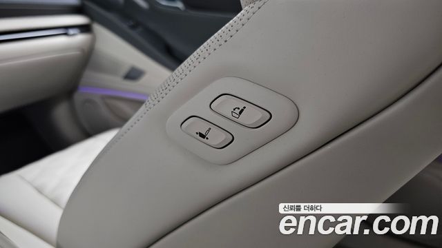 Genesis G80 (RG3) Gasoline 2.5 Turbo AWD 2026 — фото 37