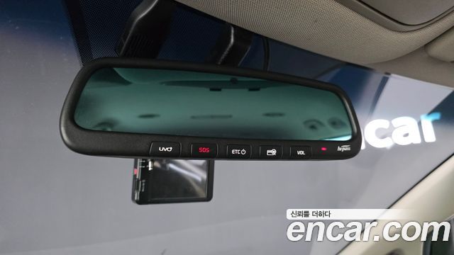 Kia Carnival 9-Seater Luxury 2019 — фото 20