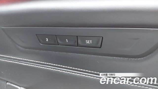 BMW 5 Series (G30) 520d xDrive M Sport Package Plus 2018 — фото 21