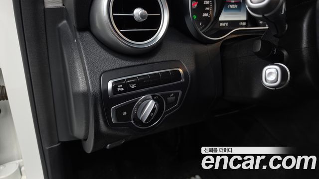Mercedes-Benz C-Class (W205) C220 BlueTEC Exclusive 2015 — фото 14