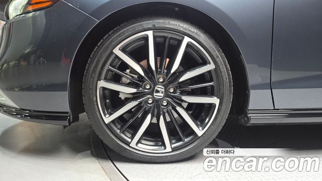 Honda Accord (XI) 2.0 Hybrid Touring 2023 — фото 5