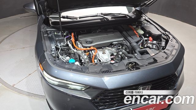 Honda Accord (XI) 2.0 Hybrid Touring 2023 — фото 6