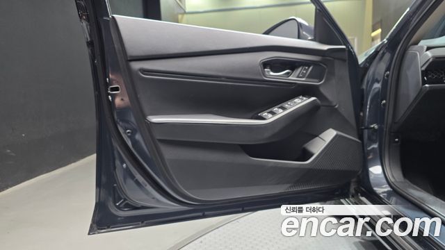 Honda Accord (XI) 2.0 Hybrid Touring 2023 — фото 24