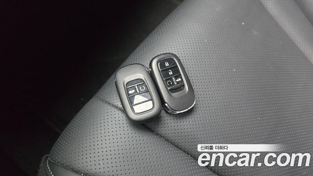 Honda Accord (XI) 2.0 Hybrid Touring 2023 — фото 31