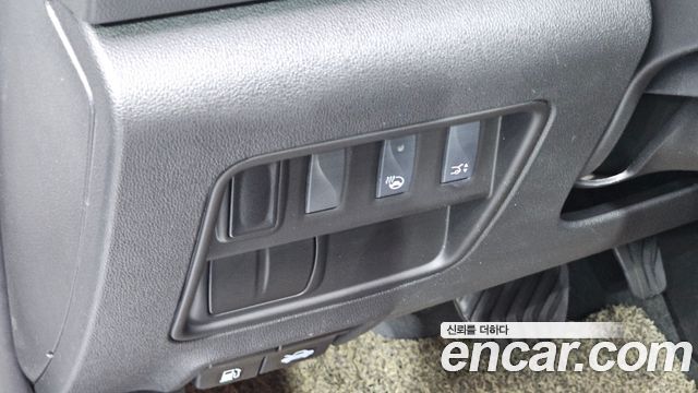 Renault Korea QM6 Gasoline 2WD RE Signature 2019 — фото 35